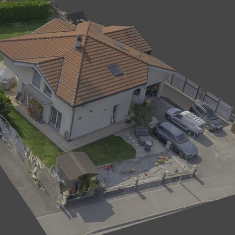 Image de photogrammétrie montrant une vue de face d'une maison, réalisée par Capture Immo.